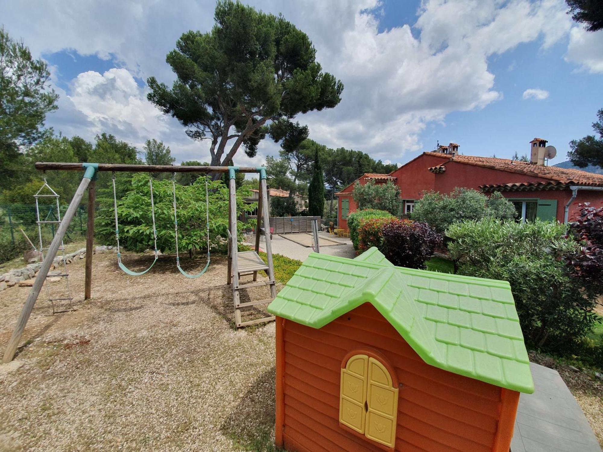Appartements Avec Jardin Dans Villa Rocaille Каси Экстерьер фото