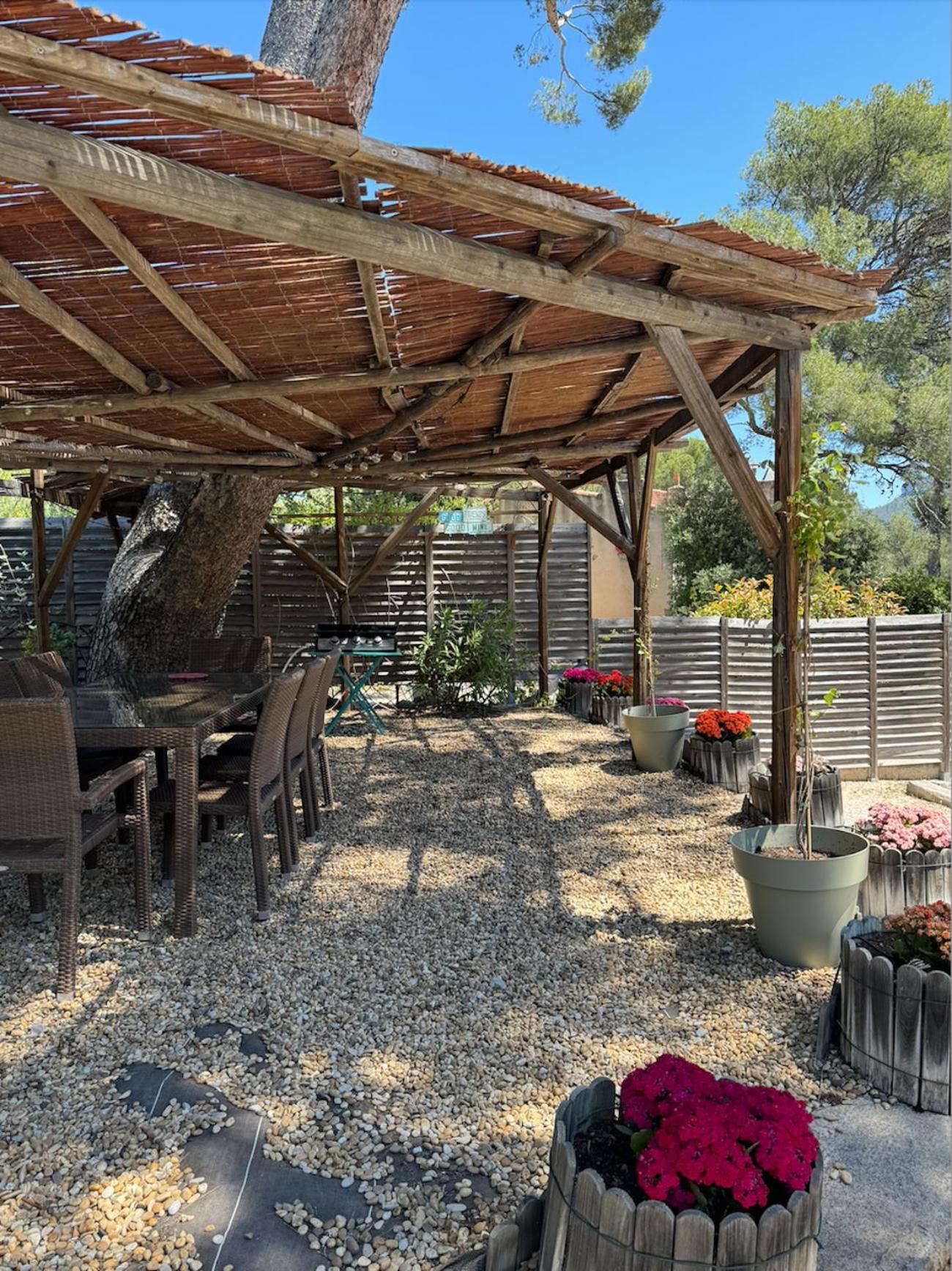 Appartements Avec Jardin Dans Villa Rocaille Каси Экстерьер фото